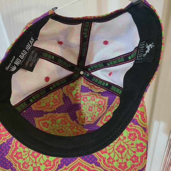 Gender neutral hat - Picture 4 of 4